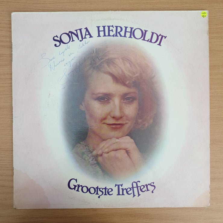 Sonja Herholdt – Grootste Treffers - Autographed - Vinyl LP Record - Very-Good Quality (VG+)  (verygoodplus)