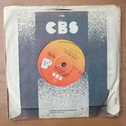 Third World – Dancing On The Floor (Hooked On Love) - Vinyl 7" Record - Very-Good+ Quality (VG+) (verygoodplus7)