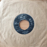 Julie Rogers – The Wedding (La Novia) - Vinyl 7" Record - Very-Good Quality (VG)  (verry7)