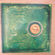 Alice Cooper – Billion Dollar Babies with Lyrics - Vinyl LP Record - Very-Good Quality (VG) (verry)