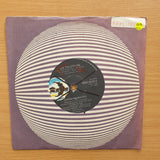 Karin Hougaard - Lui Telefoon - Vinyl 7" Record - Very-Good+ Quality (VG+) (verygoodplus7)