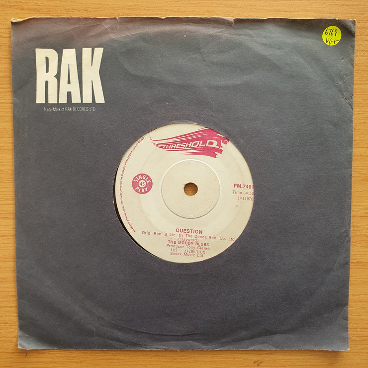 The Moody Blues – Question - Vinyl 7" Record - Very-Good+ Quality (VG+) (verygoodplus7)