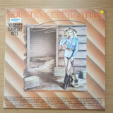 Country Celebration - 30 Great Country Hits - Vinyl LP Record - Very-Good+ Quality (VG+) (verygoodplus)