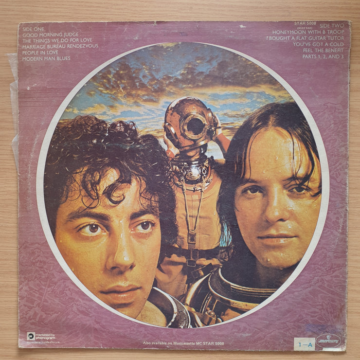 10cc - Deceptive Bends  (Rhodesia/Zimbabwe) (Rare Release) - Vinyl LP Record - Very-Good+ Quality (VG+) (verygoodplus)