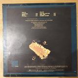 Celi Bee & The Buzzy Bunch – Celi Bee & The Buzzy Bunch - Vinyl LP Record - Very-Good+ Quality (VG+) (verygoodplus)