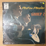 Groep Twee - Pret en Plesier - Vinyl LP Record - Good+ Quality (G+) (gplus)