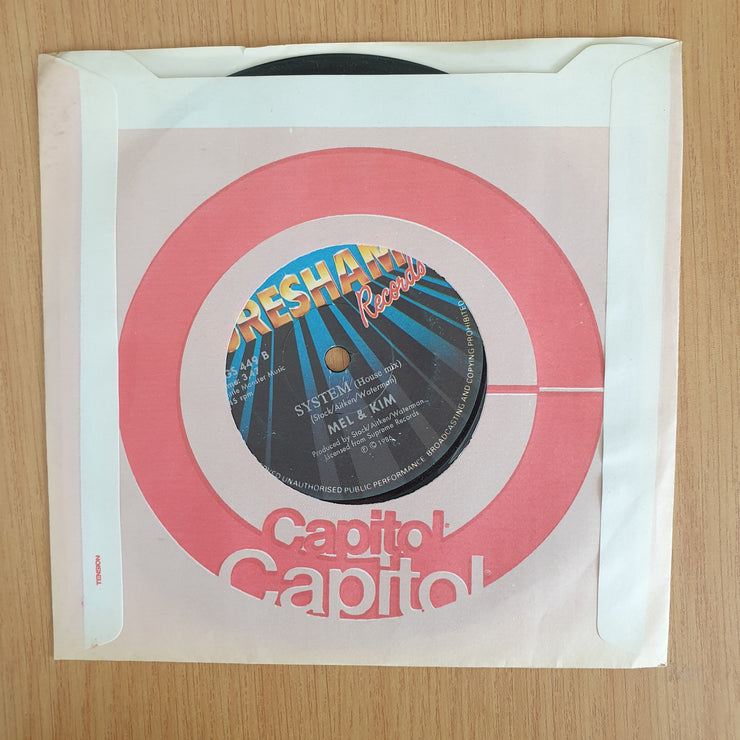 Mel & Kim – Showing Out (Get Fresh At The Weekend) - Vinyl 7” Record  (VG+) (Aryeh)