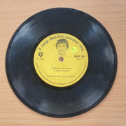 8 Jarige Madelein Leeuwner Sing - Wonder Van Skatte - Rock Of Ages - O, Hemel land - 7” Record (VG+)  (MWA)
