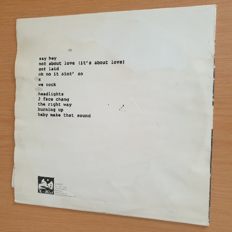 The Seconds – Y - Vinyl LP Record - Very-Good+ Quality (VG+) (verygoodplus)