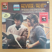 Mozart - Anne-Sophie Mutter / Riccardo Muti  - Philharmonia Orchestra (Germany Pressing) – Violinkonzerte No.2 D-dur K.211 / No.4 D-dur K.218 - Vinyl LP Record (VG+)