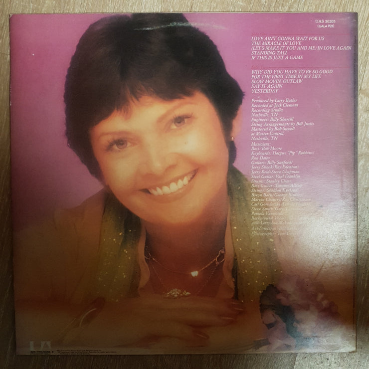 Billie Jo Spears ‎– Love Ain't Gonna Wait For Us - Vinyl LP Record - Very-Good+ Quality (VG+) - C-Plan Audio