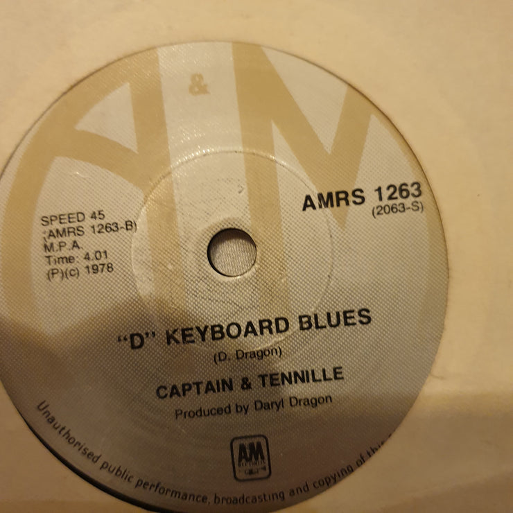 Captain & Tennille ‎– You Never Done It Like That - Vinyl 7" Record - Opened  - Good+ Quality (G+) - C-Plan Audio