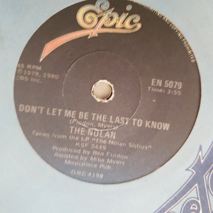 The Nolans ‎– Don't Make Waves - Vinyl 7" Record - Very-Good+ Quality (VG+) - C-Plan Audio