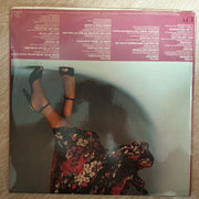 Shirley Bassey's Greatest Hits  -  Vinyl LP Record - Opened  - Very-Good+ Quality (VG+) - C-Plan Audio