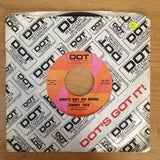 Jimmy Dee And The Offbeats‎– Henrietta / Don't Cry No More - Vinyl 7" Record - Very-Good+ Quality (VG+) - C-Plan Audio