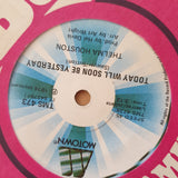 Thelma Houston ‎– Don't Leave Me This Way - Vinyl 7" Record - Very-Good+ Quality (VG+) - C-Plan Audio
