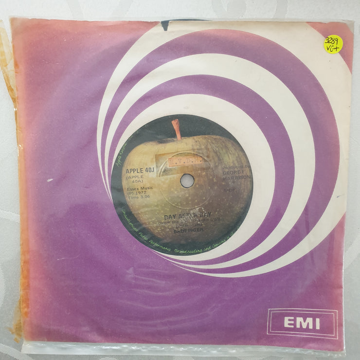 Badfinger ‎– Day After Day - Vinyl 7" Record - Very-Good+ Quality (VG+)
