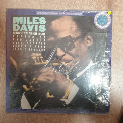 Miles Davis ‎– Cookin' At The Plugged Nickel - Vinyl LP Record - Very-Good+ Quality (VG+)