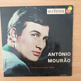 António Mourão – O Fadista Da Nova Vaga - Vinyl 7" Record - Very-Good+ Quality (VG+) (verygoodplus)