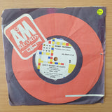 Bobby McFerrin – Don't Worry, Be Happy - Vinyl 7" Record - Very-Good+ Quality (VG+) (verygoodplus)
