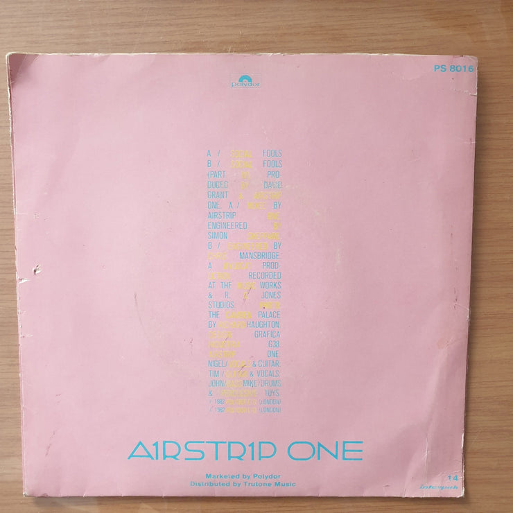 Airstrip One - Social Fools - Vinyl 7" Record - Very-Good+ Quality (VG+) (verygoodplus)