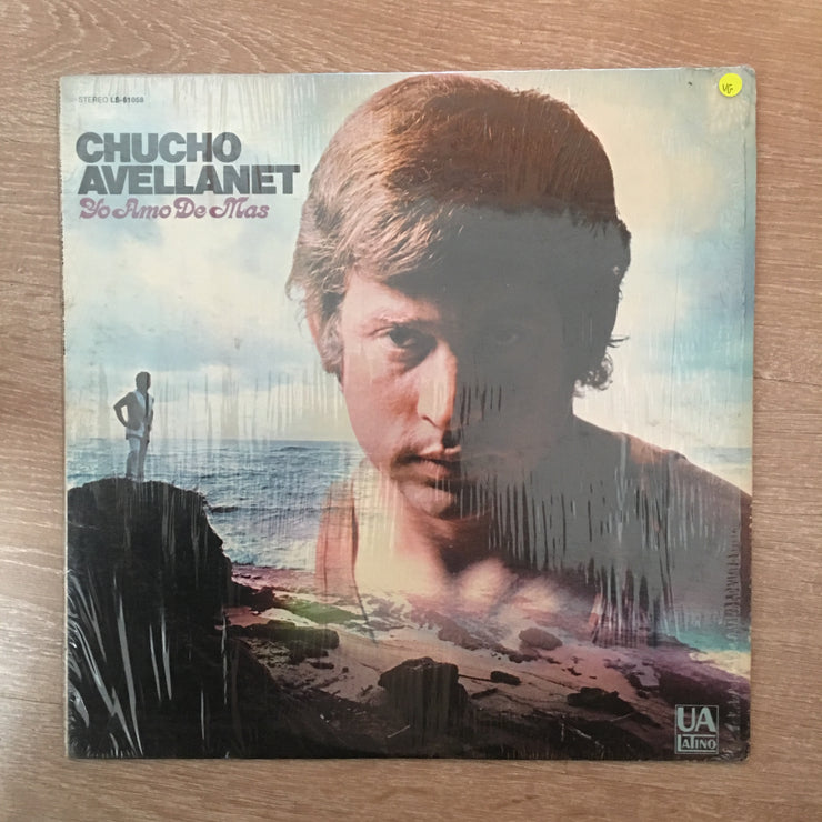 Chucho Avellanet - Yo Amo De Mas - Vinyl LP Record - Opened  - Very-Good Quality (VG) - C-Plan Audio
